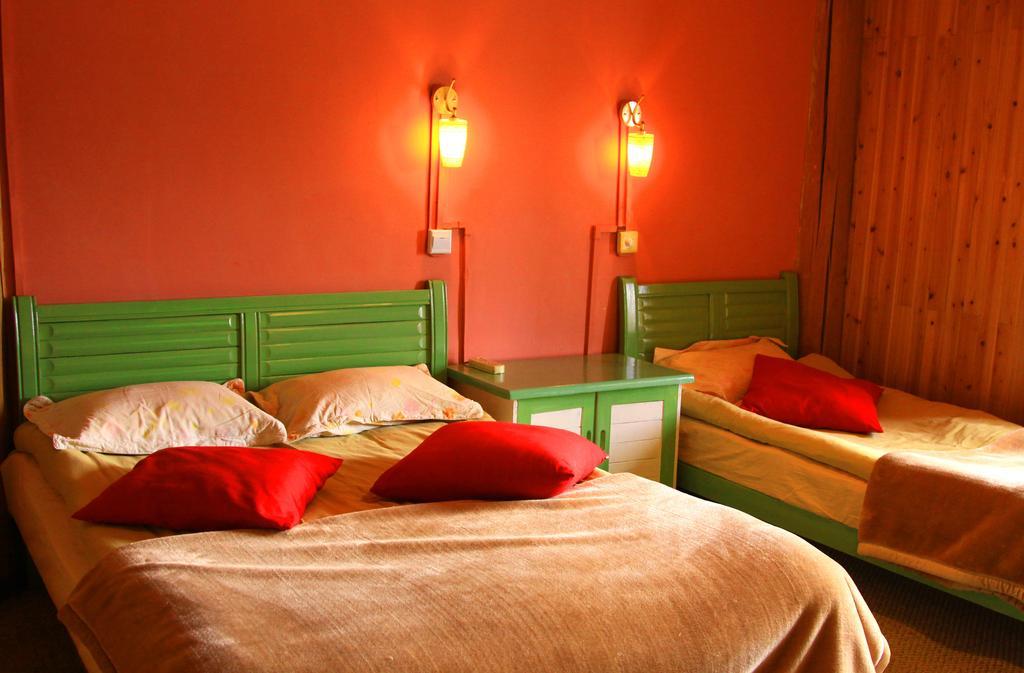 Shangri-La Lao Shay Youth Hostel Eksteriør bilde