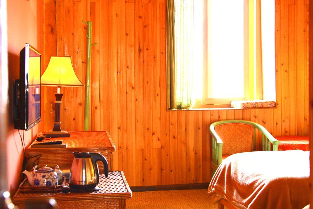 Shangri-La Lao Shay Youth Hostel Eksteriør bilde